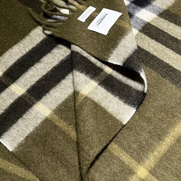 Burberry Classic Scarf Olive Green