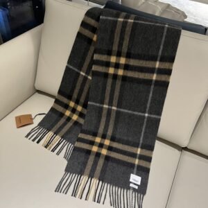 Burberry Classic Scarf Charcoal Grey