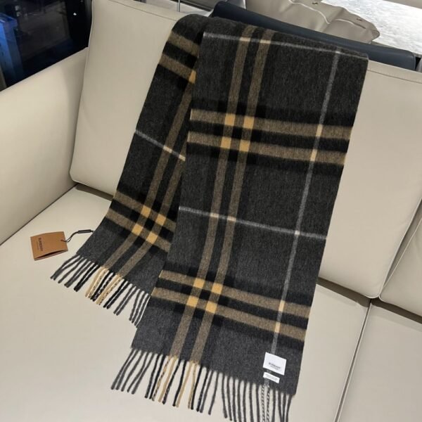 Burberry Classic Scarf Charcoal Grey
