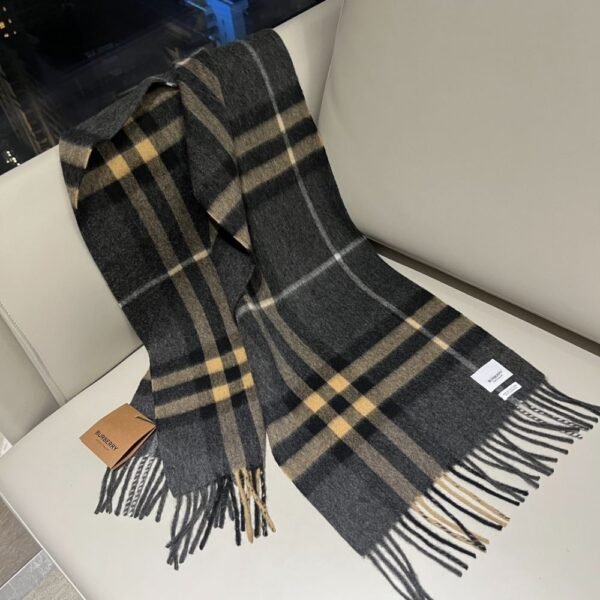 Burberry Classic Scarf Charcoal Grey