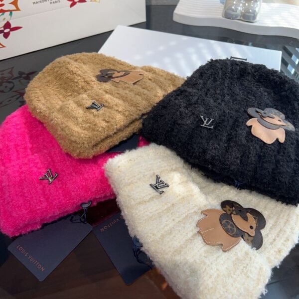Louis Vuitton Plush knitted hat