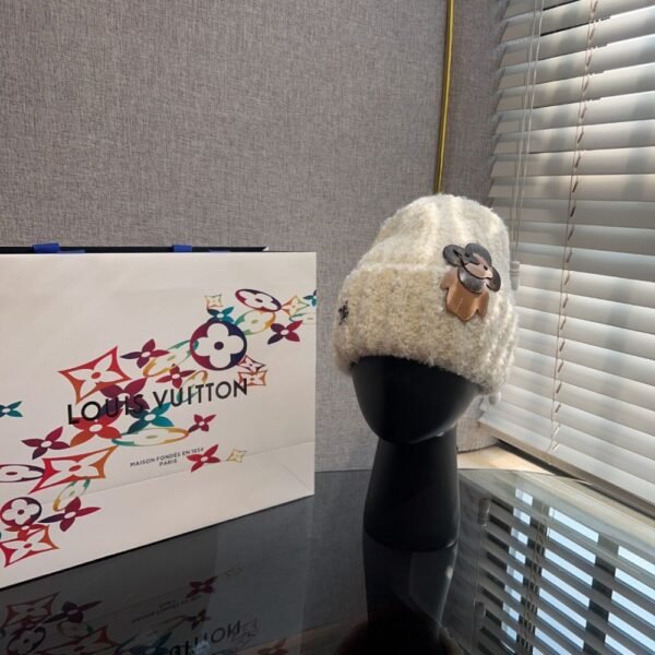 Louis Vuitton Plush knitted hat