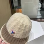 Louis Vuitton Two-tone knit bucket hat