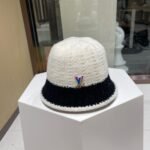 Louis Vuitton Two-tone knit bucket hat