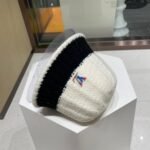 Louis Vuitton Two-tone knit bucket hat