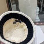 Louis Vuitton Two-tone knit bucket hat