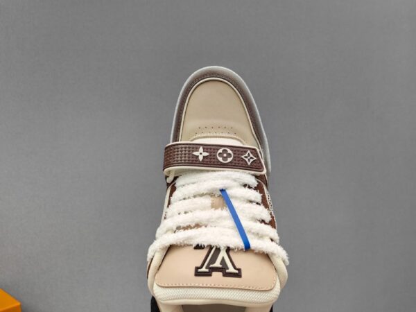 Louis Vuitton Trainer Retro Brown