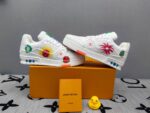 Louis Vuitton Trainer Monogram White Graffiti