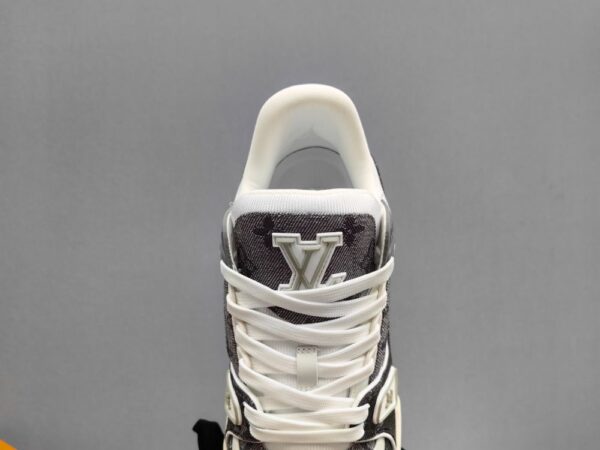 Louis Vuitton Trainer Monogram Black Grey