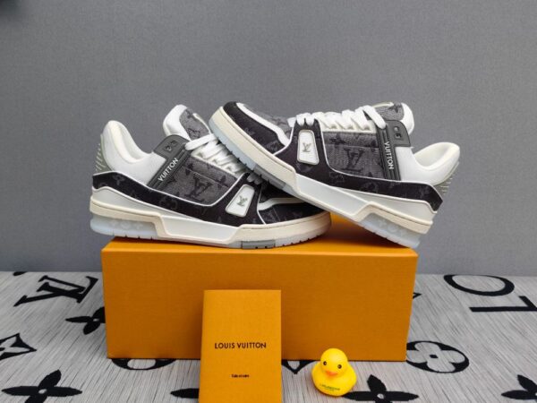 Louis Vuitton Trainer Monogram Black Grey