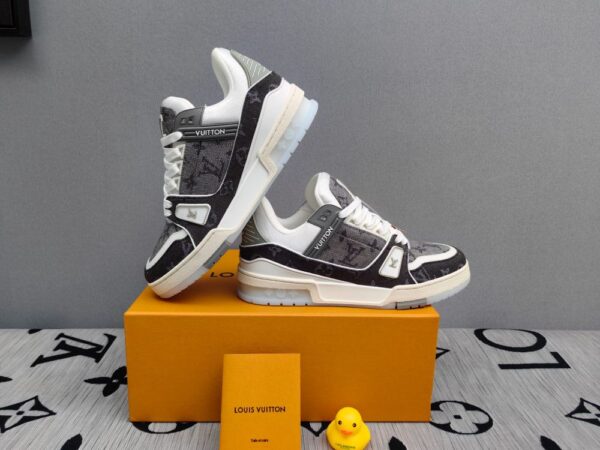 Louis Vuitton Trainer Monogram Black Grey