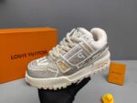 Louis Vuitton Trainer Maxi White Diamond