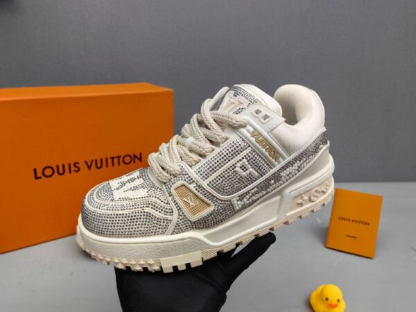 Louis Vuitton Trainer Maxi White Diamond