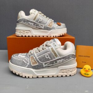 Louis Vuitton Trainer Maxi White Diamond