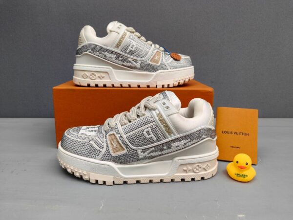 Louis Vuitton Trainer Maxi White Diamond