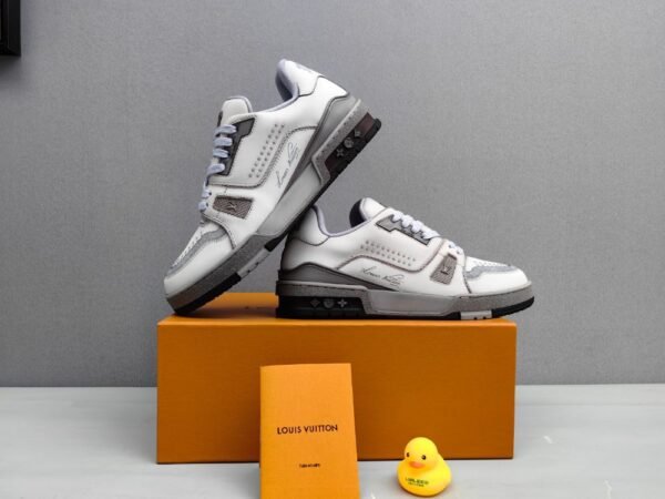 Louis Vuitton Trainer Graffiti Grey