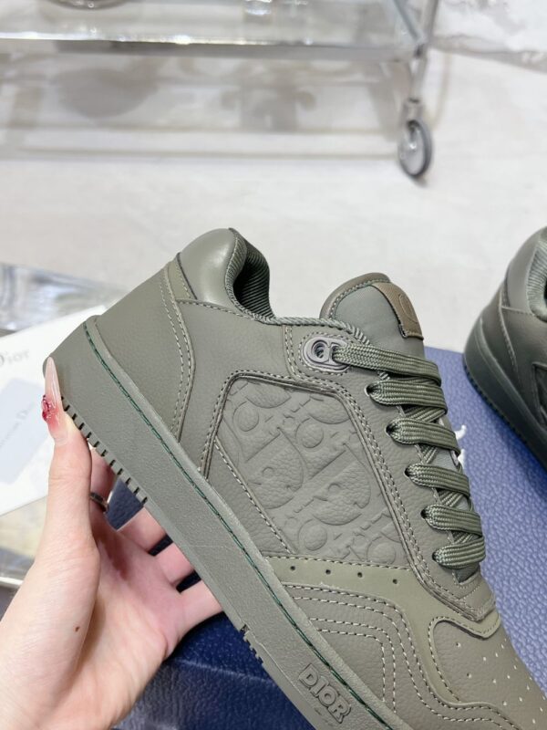Dior  B27 Low Olive Green