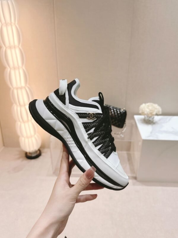 Chanel 25C White