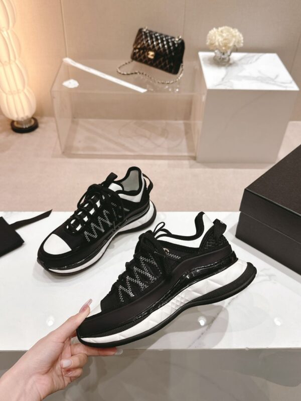 Chanel 25C Black