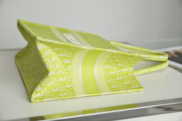 Dior Book Tote Oblique Fluorescent Green